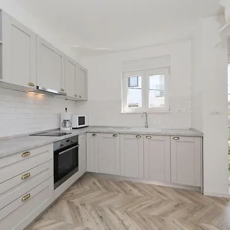 Διαμέρισμα Ivanov Ζαντάρ