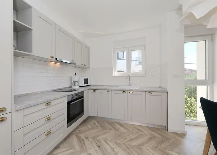 아파트 Ivanov 자다르